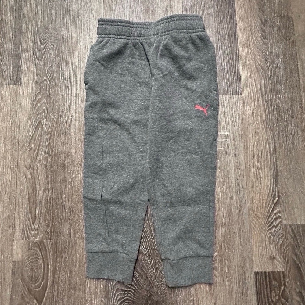 Toddler Boy Khaki Joggers Sweatpants Beige Grey Black Size 4T Tommy Bahama Puma - Picture 7 of 7